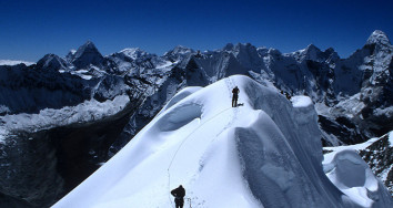 Chulu East Peak Climb